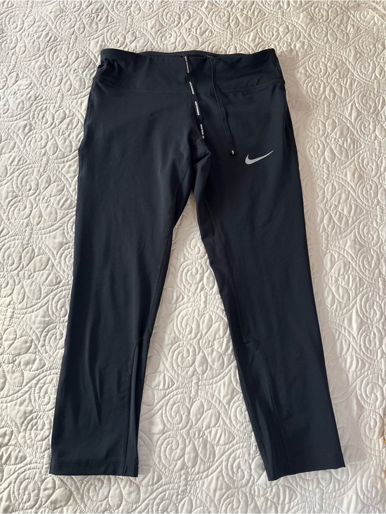 Nike Pants - Nike Dri-FIT Crop Black Leggings